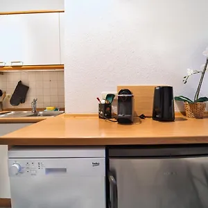 Heju - Altbau Meets Design - Parkplatz - Netflix Apartment Lübeck